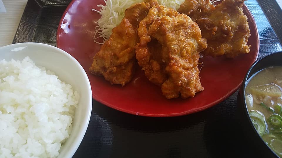 なにこれ？税込649円？コスパ良すぎ！！かつやの唐揚げ定食最高！！！　